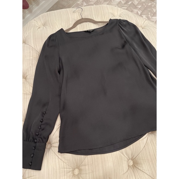 Express Button Cuff Blouse - Picture 5 of 8